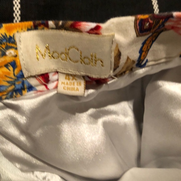 Flower pattern skirt - Picture 2 of 5